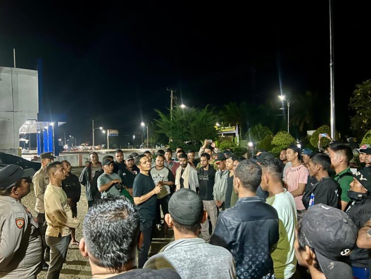 Polres Rokan Hulu mengamankan Konflik antara dua kelompok dibonai Darussalam situasi aman dan kondusif