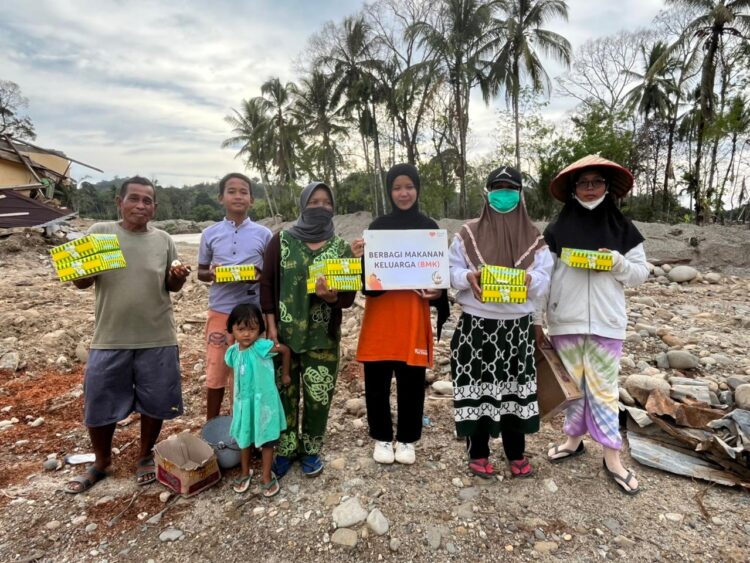 Sambut Ramadahan Rumah Zakat Salurkan 450 Paket Berbagi Makanan Keluarga (BMK) di Lokasi Bencana Banjir Kec.Batang Toru, Tapanuli Selatan