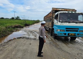 Polsek Bonai Darussalam Laksanakan Patroli dan Monitoring Pasca Curah Hujan Tinggi