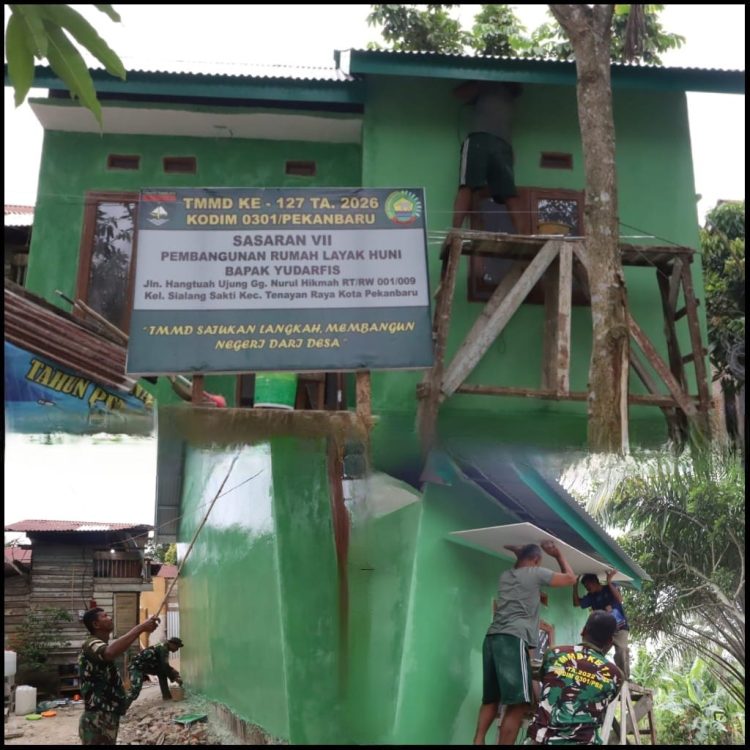 Progres RTLH Bapak Yudarfis (Alm) Capai 89 Persen, Dansatgas TMMD ke-127 Tekankan Kualitas dan Ketepatan Waktu
