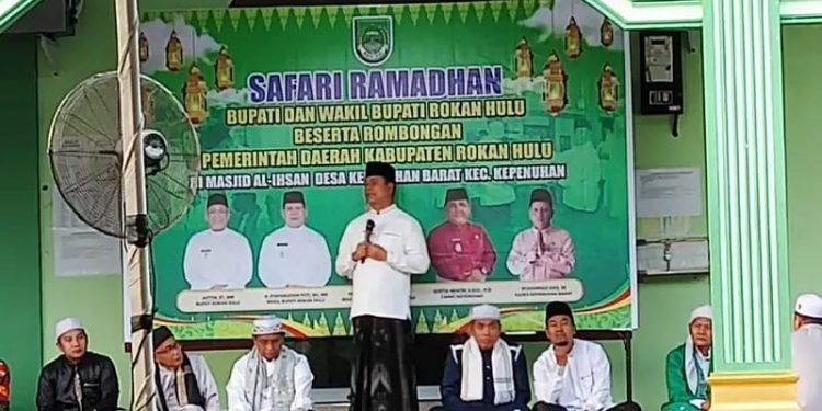 Safari Ramadhan di Rokan Hulu: Berbagi Berkah, Wujudkan Rohul Maju, Bangun Desa Prioritas!