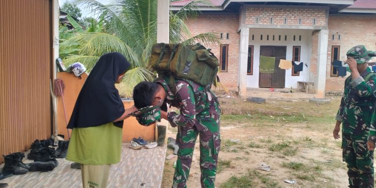Perpisahan Haru Satgas TMMD dan Keluarga Asuh, 30 Hari Kebersamaan Jadi Kenangan Indah