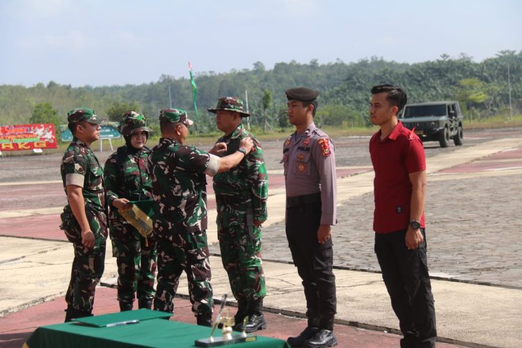 TMMD ke-127 Kodim 0301/Pekanbaru Resmi Ditutup di Tenayan Raya