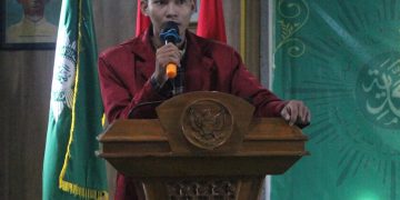 Agung Maulana ketua umum KMPKS mendesak presiden RI Prabowo copot dan reshuffle Menteri HAM RI Natalius Pigai Imbas penyiraman air keras aktivis kontraS