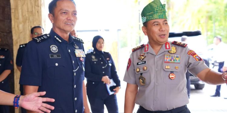 Perkuat Sinergi Selat Malaka, Polda Riau Jalin Kolaborasi Strategis dengan Polis Melaka