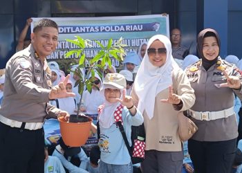 Edukasi Sejak Dini, Ditlantas Riau Kenalkan Tertib Lalu Lintas dan Green Policing