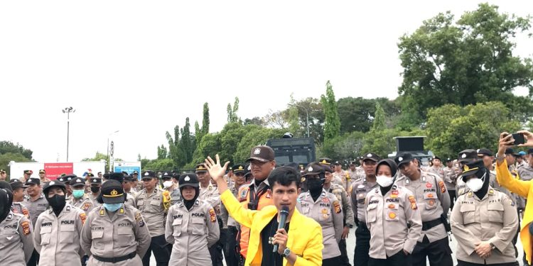Eksepsi Abdul Wahid Ditolak, Aktivis AMPUN Riau Minta KY Tidak Terintervensi 