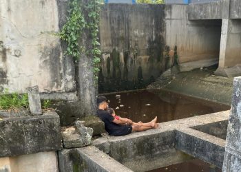 Anggota Ditlantas Polda Riau Gagalkan Aksi Bunuh Diri Pria Bawa Anak, Respons Cepat Selamatkan Nyawa