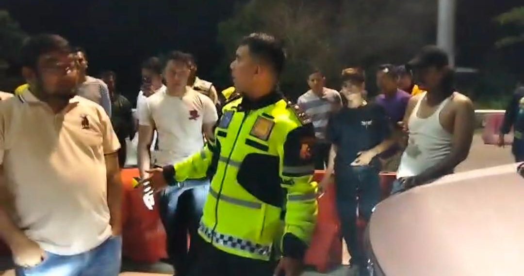 BREAKING NEWS: Aksi Heroik PJR Ditlantas Polda Riau, Kejar 104 Km Pelaku Penculikan Anak Berhasil Diringkus di Tol Permai