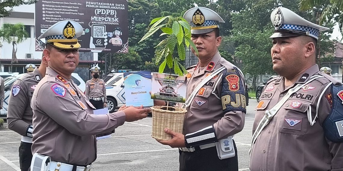 Apresiasi Heroik Personel PJR, Ditlantas Polda Riau Beri Reward dan Tanamkan Semangat Green Policing
