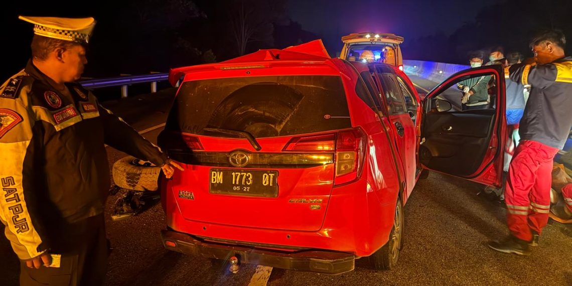 Laka Lantas Ganda di Tol Permai, Dua Orang Meninggal Dunia, PJR Riau Bertindak Cepat