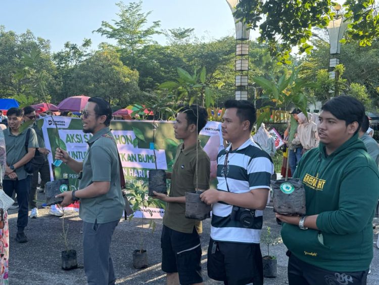 BEM Fasilkom Unilak dan Pertamina Patra Niaga Gelar Aksi Nyata Hari Bumi di Pekanbaru.