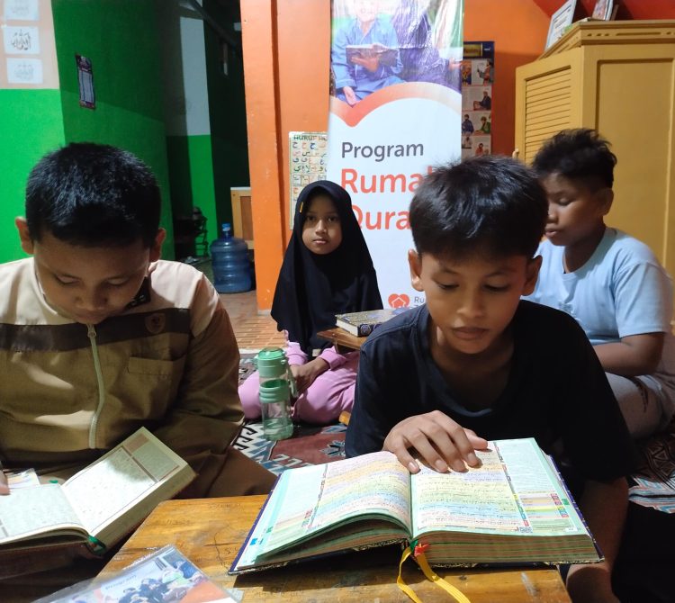 Dukung Operasional Rumah Quran, Rumah Zakat Perkuat Program dengan Hafalan Santri
