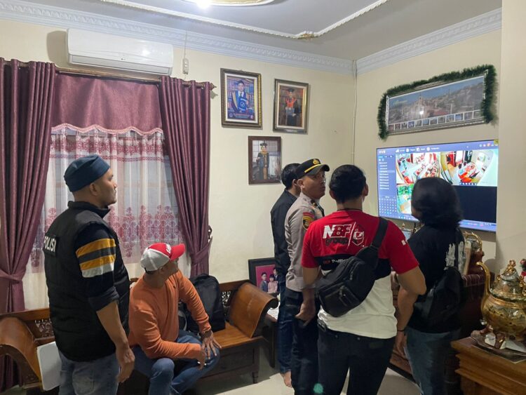 Curas Sadis di Rumbai: Lansia Tewas Dihabisi, Pelaku Terekam CCTV dan Diburu Polisi