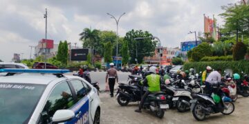 Antisipasi Lonjakan Arus Long Weekend, Ditlantas Polda Riau Sebar Personel di Titik Rawan