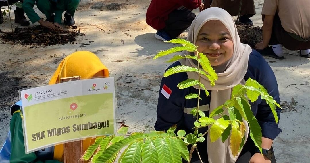 Dukung Restorasi Lingkungan di Siak, SKK Migas Sumbagut, KKKS Wilayah Riau dan WCD Riau Lanjutkan Penanaman di Desa Wisata Dayun
