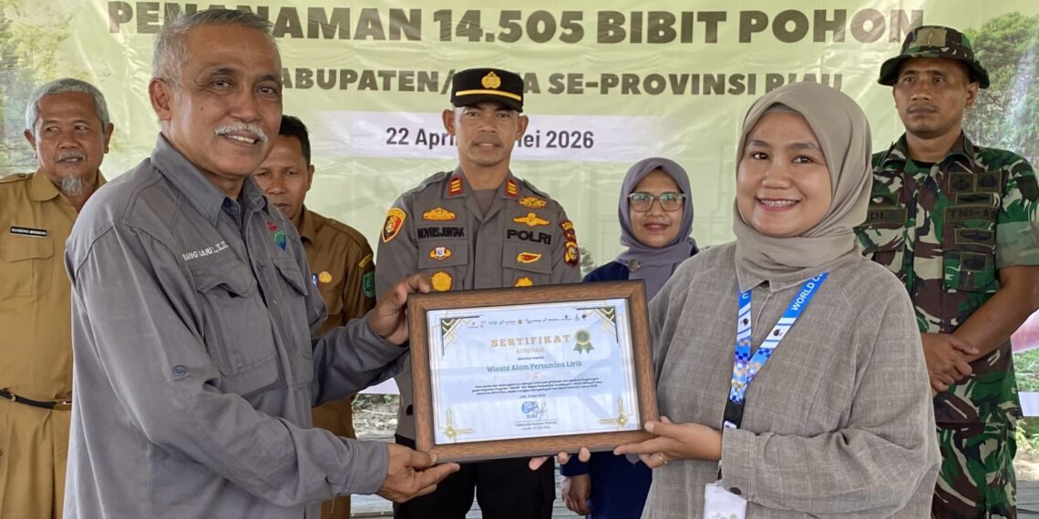 Rawat Ruang Terbuka Hijau di Lirik, GROW 2026 Lanjutkan Komitmen Restorasi Lingkungan Lewat Penanaman 1000 Pohon Produktif