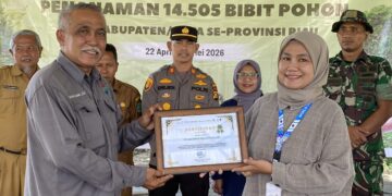Rawat Ruang Terbuka Hijau di Lirik, GROW 2026 Lanjutkan Komitmen Restorasi Lingkungan Lewat Penanaman 1000 Pohon Produktif