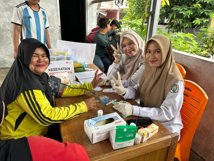 Rumah Zakat Riau Gelar Senam Lansia, Cek Kesehatan Gratis, dan Pemberian Makanan Tambahan di Wilayah Pembinaan Perhentian Merpoyan