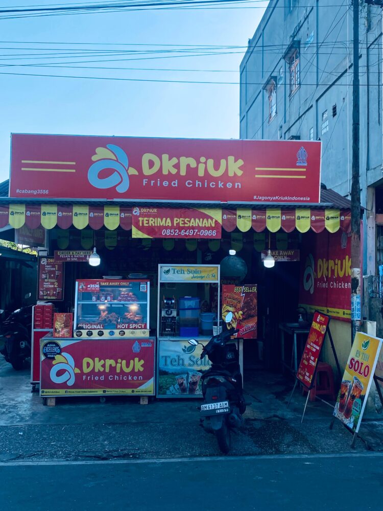 DKriuk Fried Chicken Hadir di Sukajadi, Boy Dorong UMKM Lokal Naik Kelas