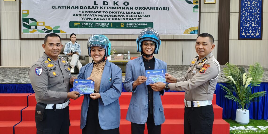 Police Go To Campus, Ditlantas Polda Riau Tanamkan Budaya Tertib Lalu Lintas dan Green Policing di STIKES Payung Negeri