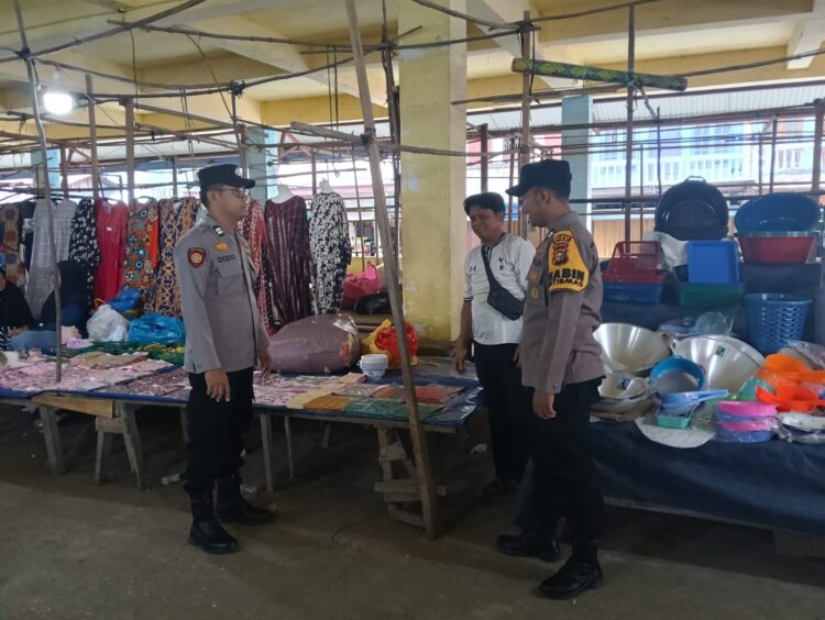 Sasar Objek Vital dan Pasar, Patroli Polsek Sungai Apit Disambut Positif Warga