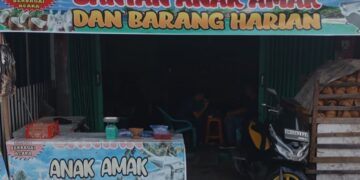 Santan Anak Amak Milik Fidia Wati Jadi Andalan Warga, Sajikan Produk Segar dan Higienis