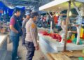 Polsek Limapuluh Monitoring Pasar Sail: Stok Sembako Cukup, Harga Minyak Goreng Bergerak Naik