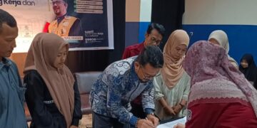 Orang Tua dan Mahasiswa Baru Tandatangani SPPMK, Politeknik LP3I Pekanbaru Perkuat Komitmen Lulusan Siap Kerja