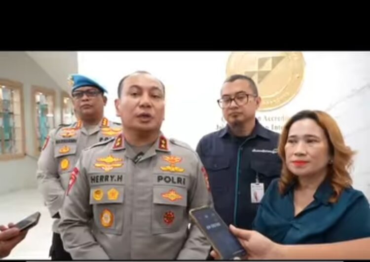Kapolda Riau Jenguk Mahasiswa Korban Aksi, Tegaskan Pengusutan Berjalan Transparan