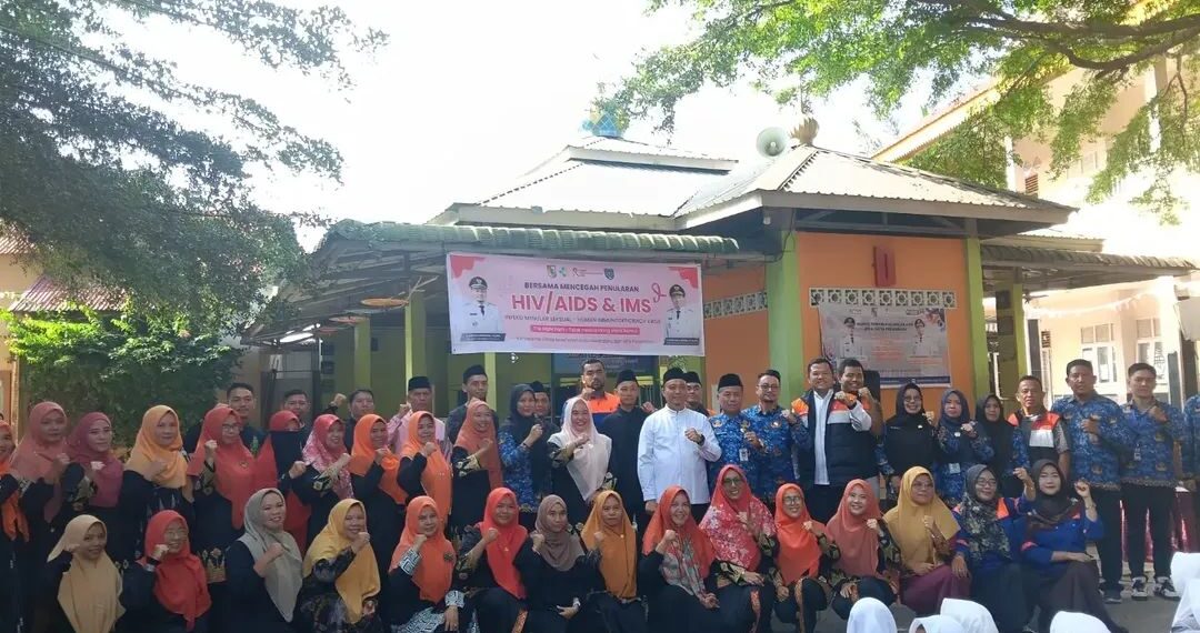 Cegah HIV/AIDS Sejak Dini, Wawako Pekanbaru Bersama Dinkes dan KPA Edukasi Pelajar SMP