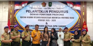 Pengurus IARMI Riau Dilantik, Arif Frans Darmana Tekankan Pentingnya Pengabdian dan Kebangsaan