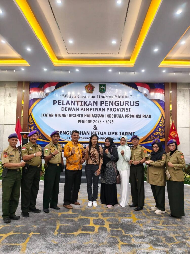 Pengurus IARMI Riau Dilantik, Arif Frans Darmana Tekankan Pentingnya Pengabdian dan Kebangsaan