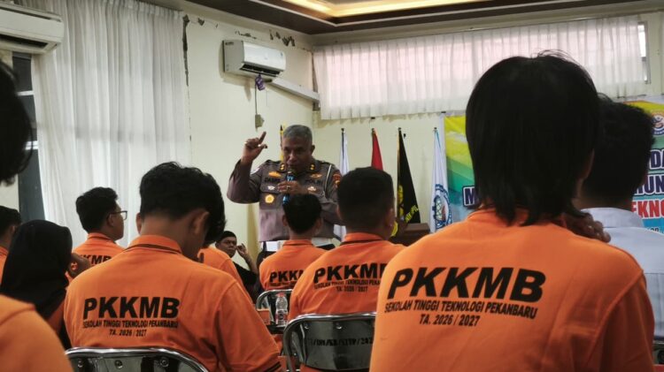 Polantas Karib Edukasi Mahasiswa Baru STT Pekanbaru, Dorong Generasi Muda Jadi Pelopor Keselamatan Berlalu Lintas & Cinta Lingkungan