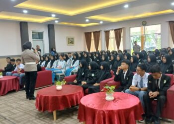 POLANTAS ACEH UNTUK MASYARAKAT: SAWEU SIKULA DI SMKN 3 BANDA ACEH, TANAMKAN BUDAYA TERTIB LALU LINTAS SEJAK DINI
