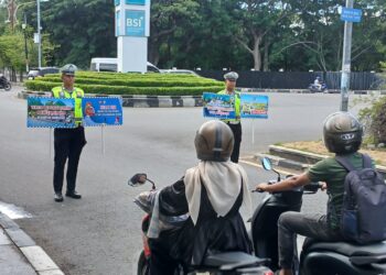 Bukan Sekadar Tilang, Polantas Aceh Pilih Edukasi Pengendara di Jalan Teuku Umar