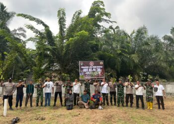 Peringati HUT ke-81 TNI, Polsek Sungai Apit Ikut Tanam Pohon Serentak untuk Hijaukan Lingkungan