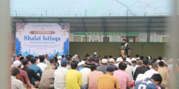 Shalat Istisqa Bersama Warga Binaan, Lapas Pekanbaru Perkuat Pembinaan Kerohanian dan Kepedulian Lingkungan