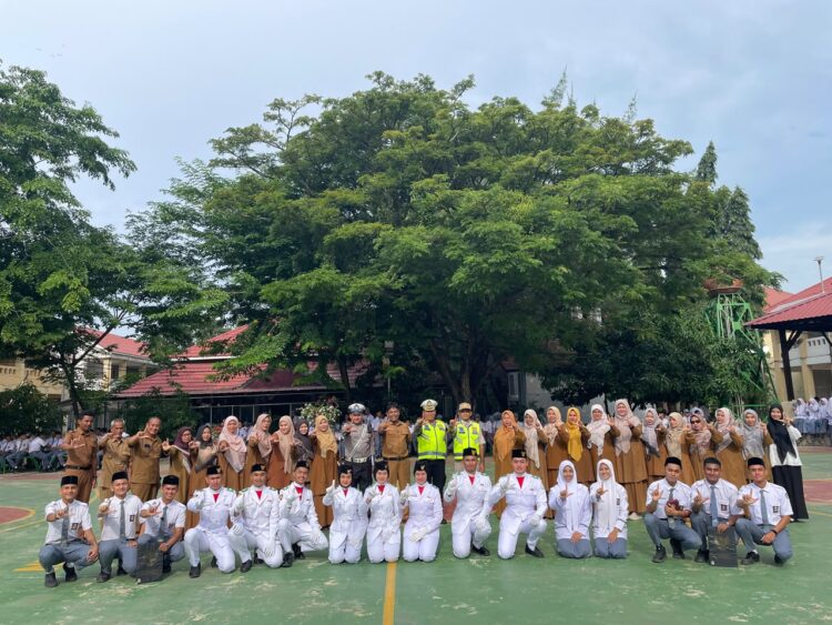 Bukan Sekadar Upacara, Polantas Aceh Tanamkan ‘Virus’ Keselamatan di SMA Negeri 10 Fajar Harapan