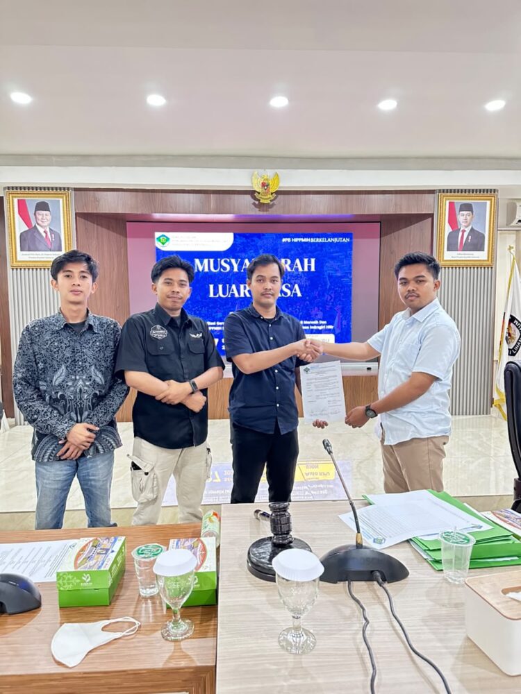 Hadi Surya Pratama Resmi Pimpin PB HIPPMIH Pekanbaru, Terpilih Aklamasi dengan Dukungan Penuh 11 Kecamatan