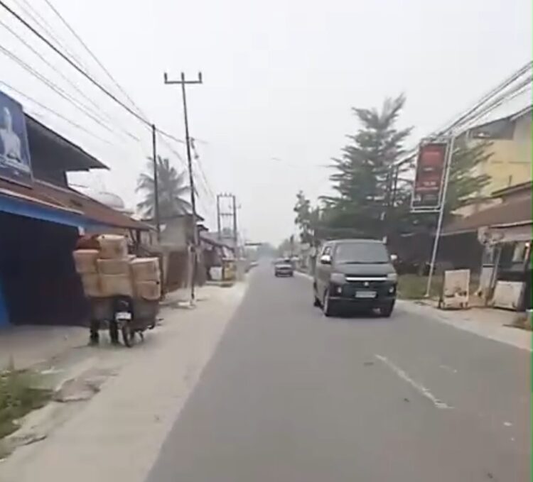 Rimbo Panjang Diselimuti Asap Karhutla, Kesehatan Warga Terancam, Aparat Didesak Bertindak Tegas