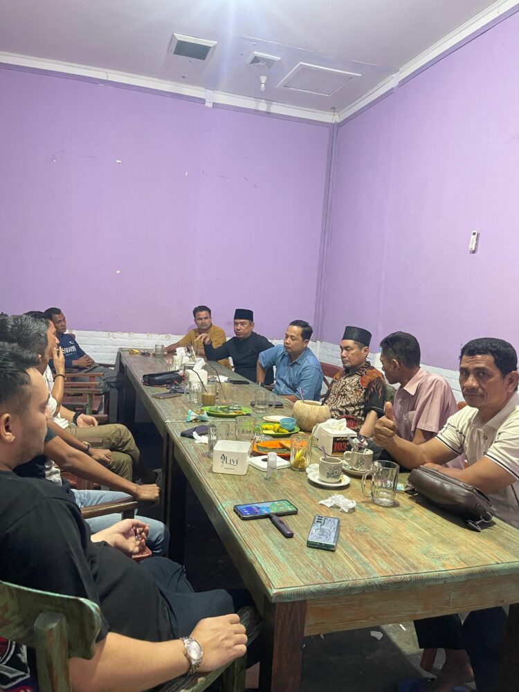 Sikapi Undangan DPRD Riau, Ninik Mamak Kenegerian Tapung Satukan Persepsi Perjuangkan Hak Masyarakat