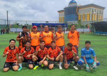 Bukan Sekadar Berebut Kemenangan, Aidil Nur Putra dan Roni Dasmon Gaungkan Persaudaraan di Lapangan Hijau