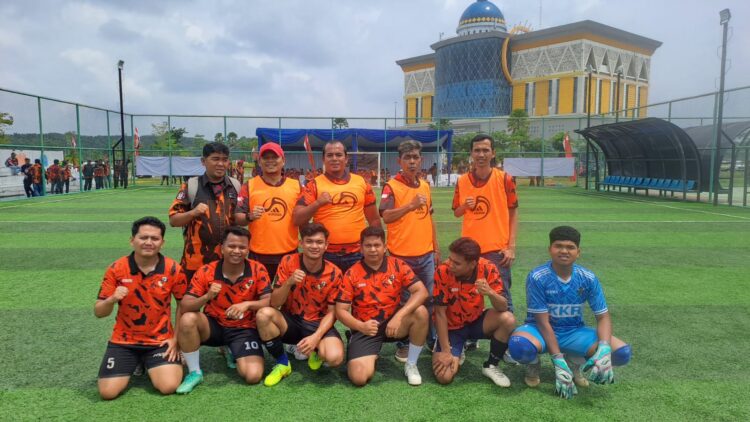 Bukan Sekadar Berebut Kemenangan, Aidil Nur Putra dan Roni Dasmon Gaungkan Persaudaraan di Lapangan Hijau