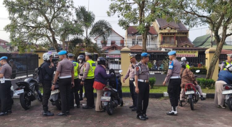 Hari Keempat Operasi Patuh Lancang Kuning 2026, Ditlantas dan Propam Polda Riau Gelar Gaktibplin Personel